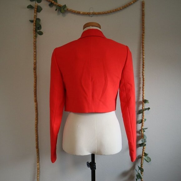 NWT Alice + Olivia Women's Red Macey Crop Notch Collar Blazer Jacket Size 6 - Picture 8 of 9